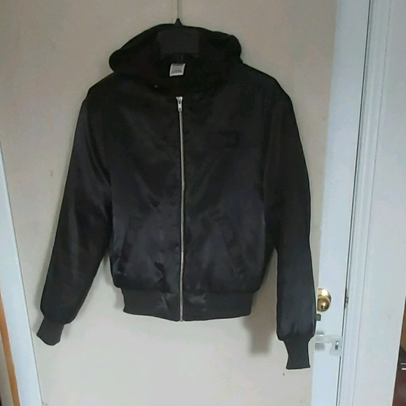 Love pink bomber jacket 😍 - Picture 1 of 5